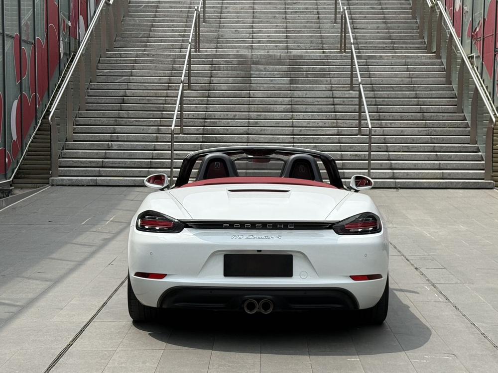 Porsche Porsche 718