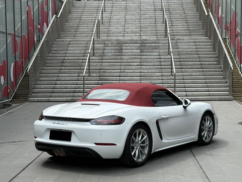 Porsche Porsche 718