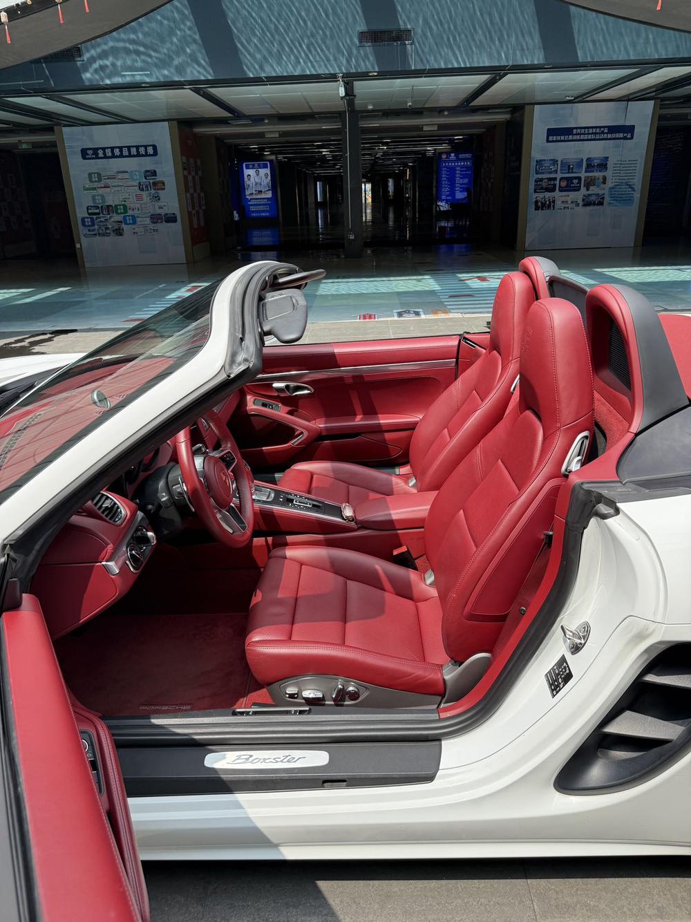 Porsche Porsche 718