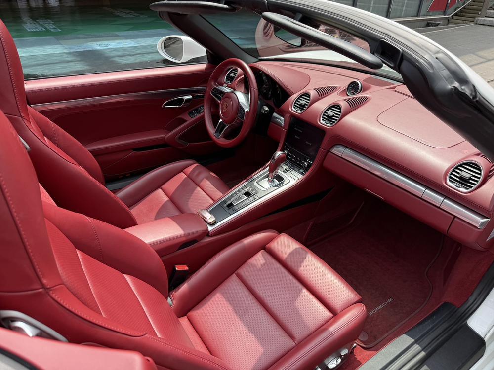 Porsche Porsche 718