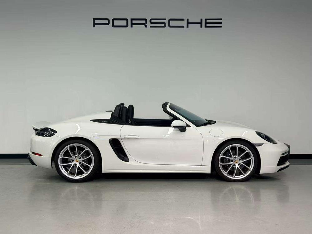 Porsche Porsche 718