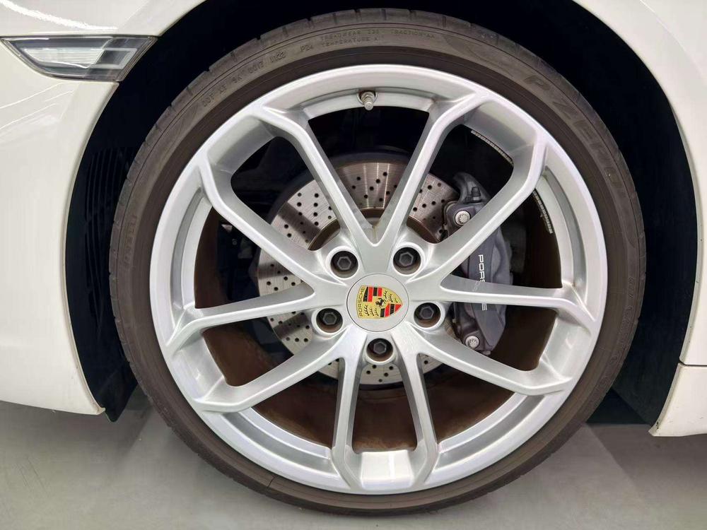Porsche Porsche 718