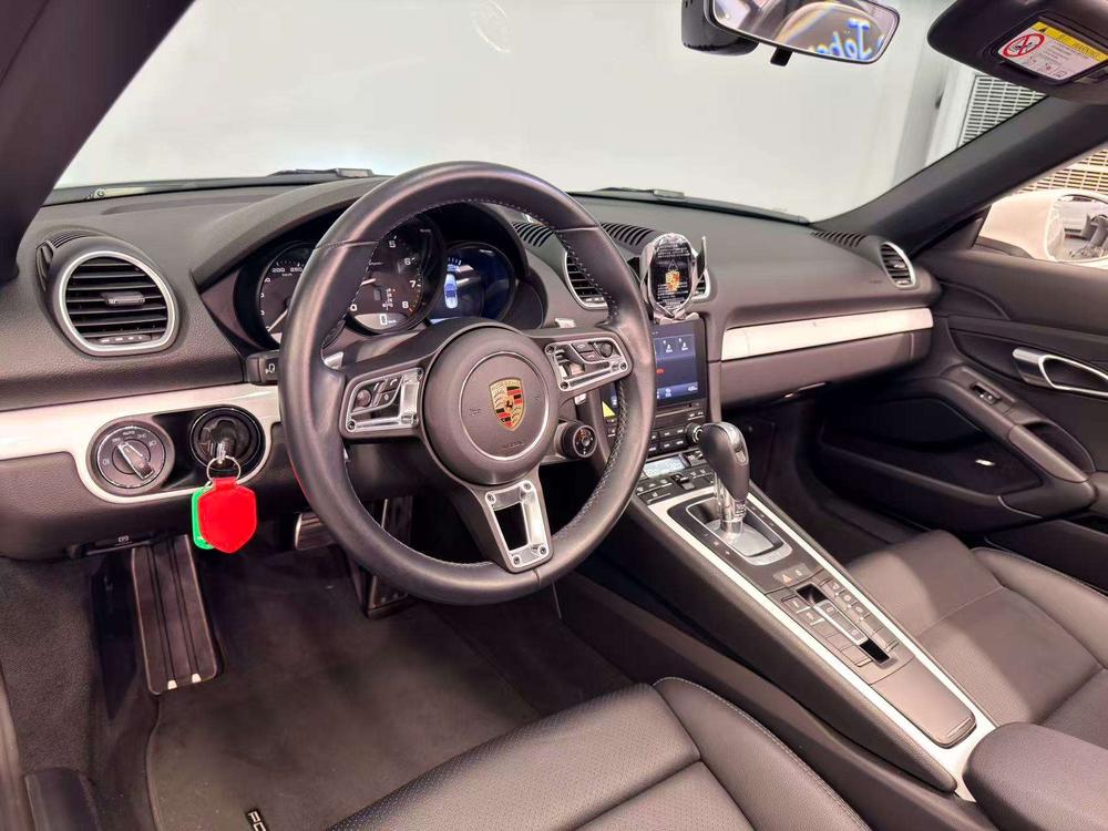 Porsche Porsche 718
