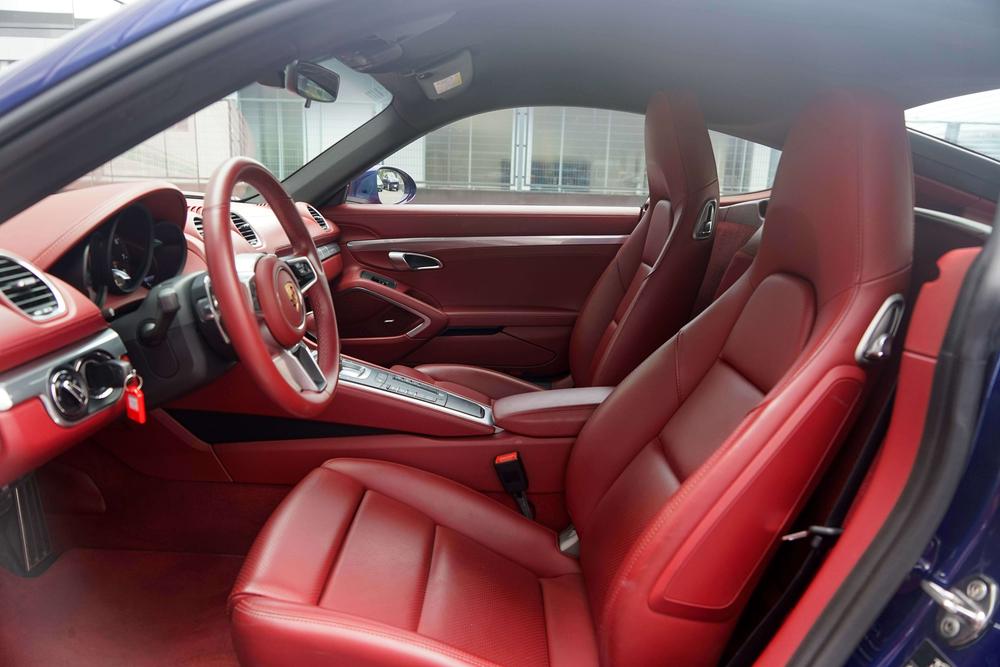 Porsche Porsche 718
