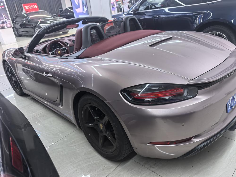 Porsche Porsche 718