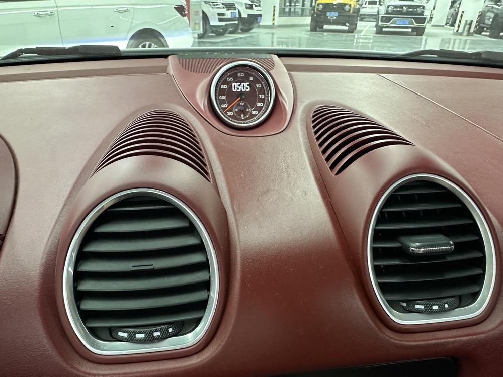 Porsche Porsche 718