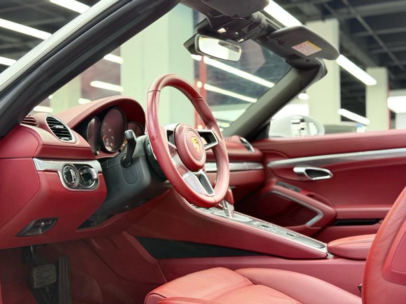 Porsche Porsche 718
