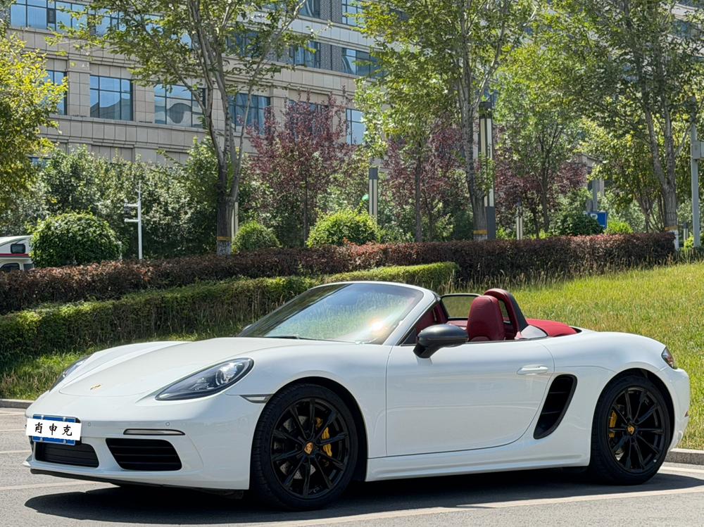 Porsche Porsche 718
