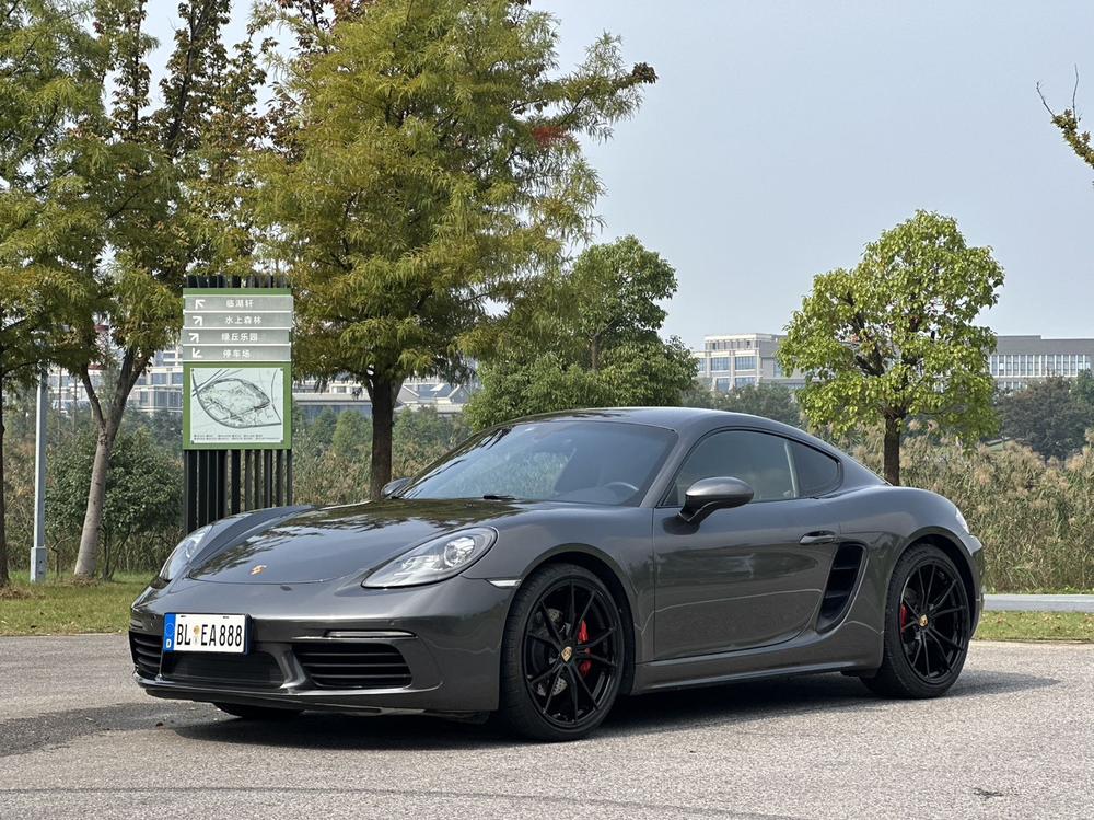 Porsche Porsche 718