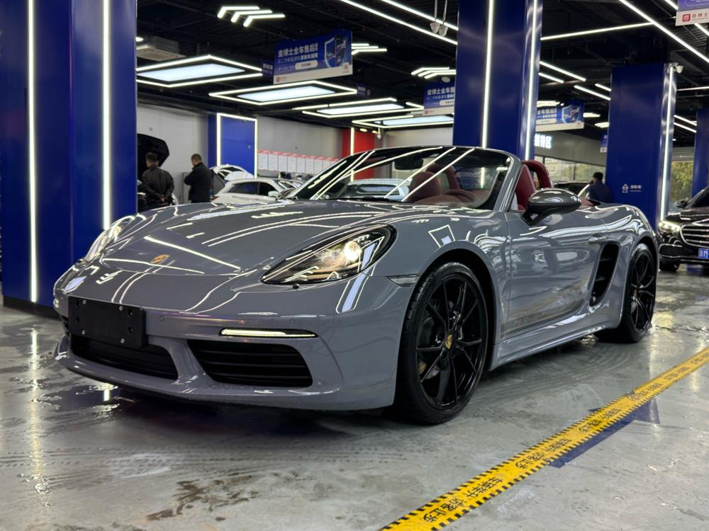 Porsche Porsche 718