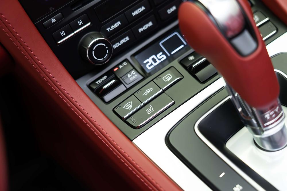 Porsche Porsche 718