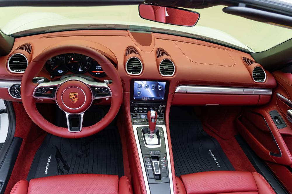 Porsche Porsche 718