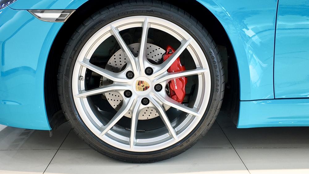 Porsche Porsche 718