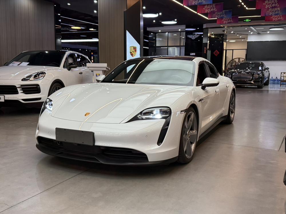 Porsche Taycan