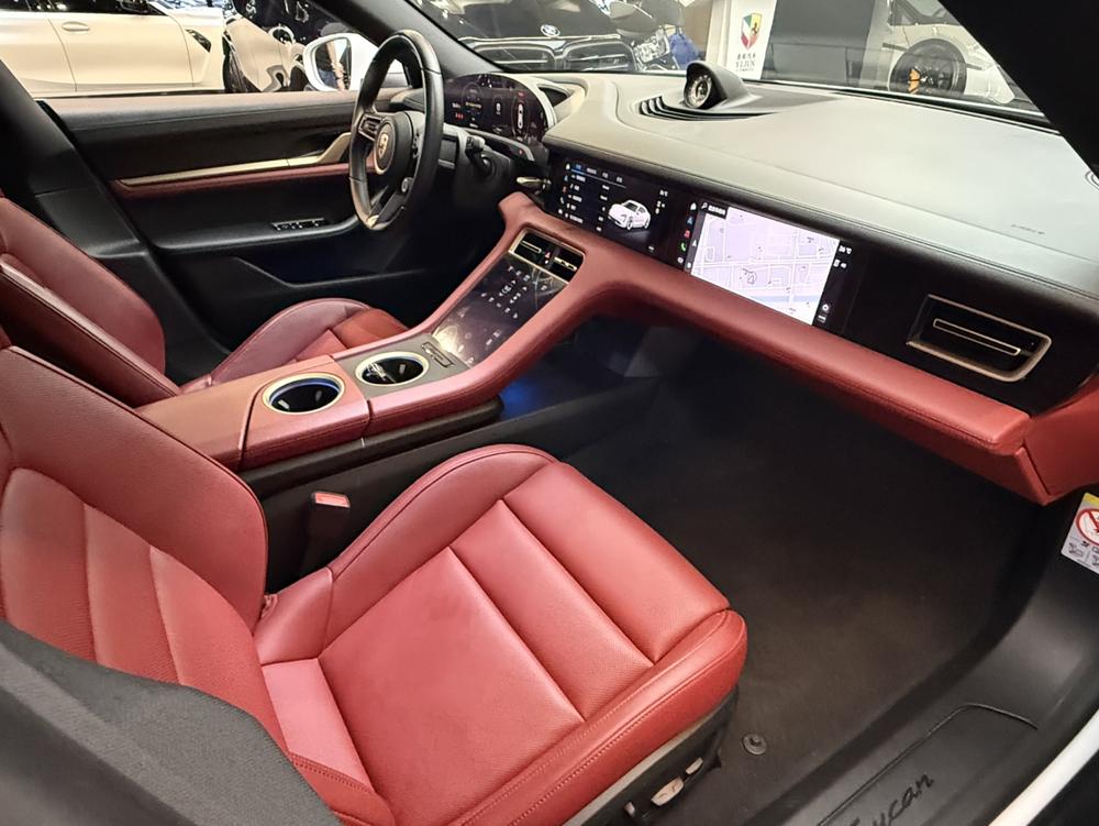 Porsche Taycan