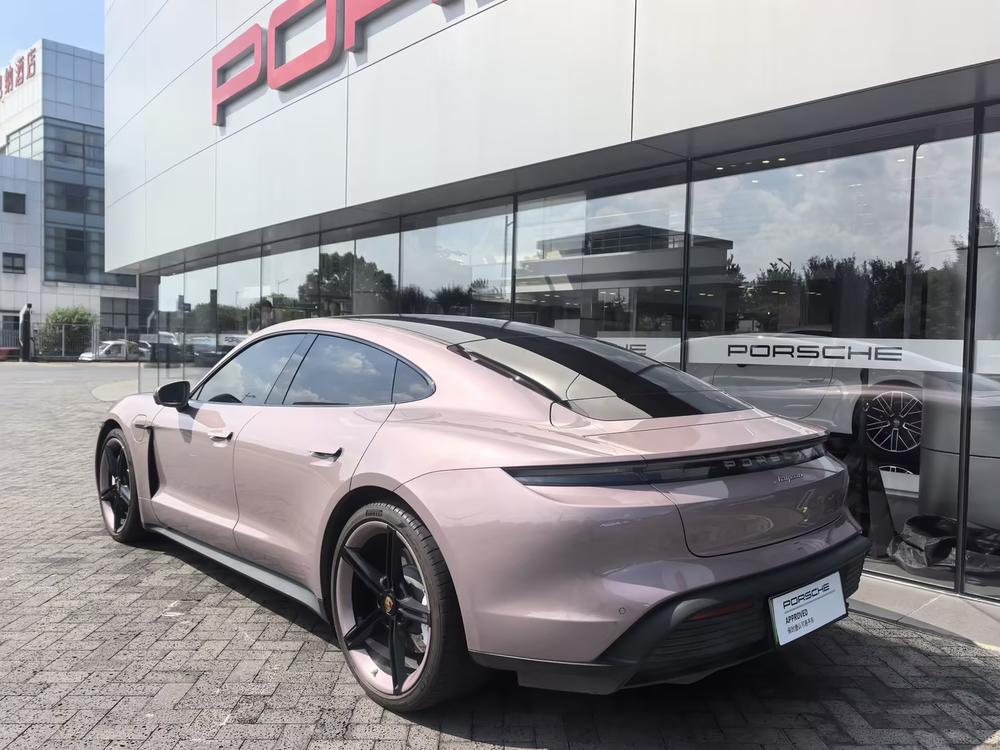 Porsche Taycan