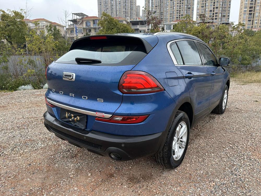 Qoros Qoros 5