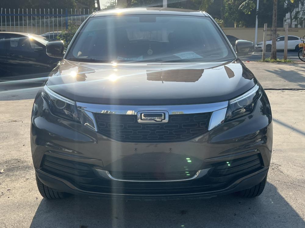 Qoros Qoros 5