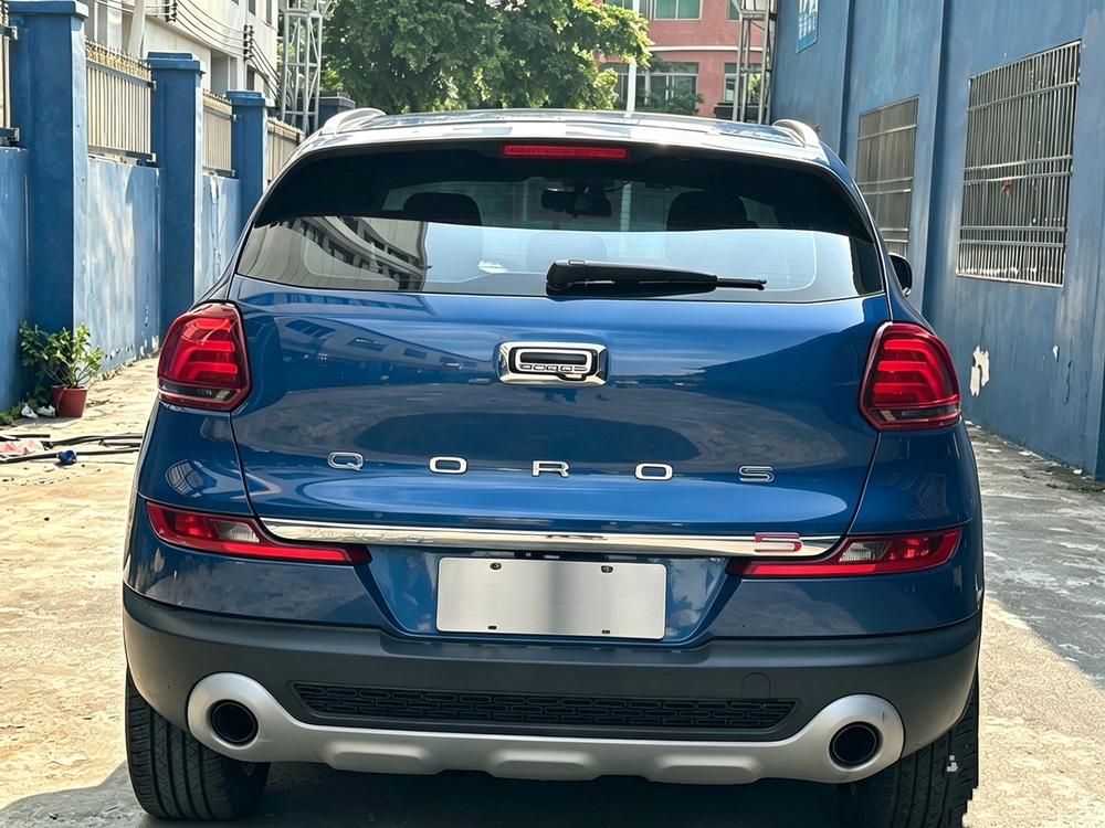 Qoros Qoros 5