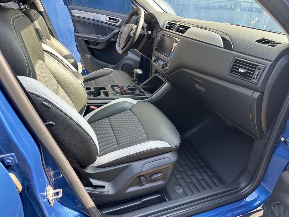 Qoros Qoros 5