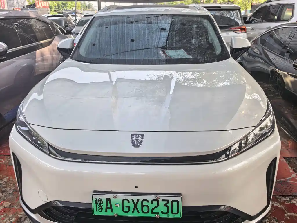 Roewe D5X DMH
