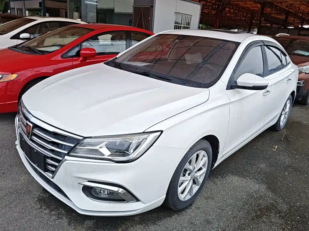 Roewe i5