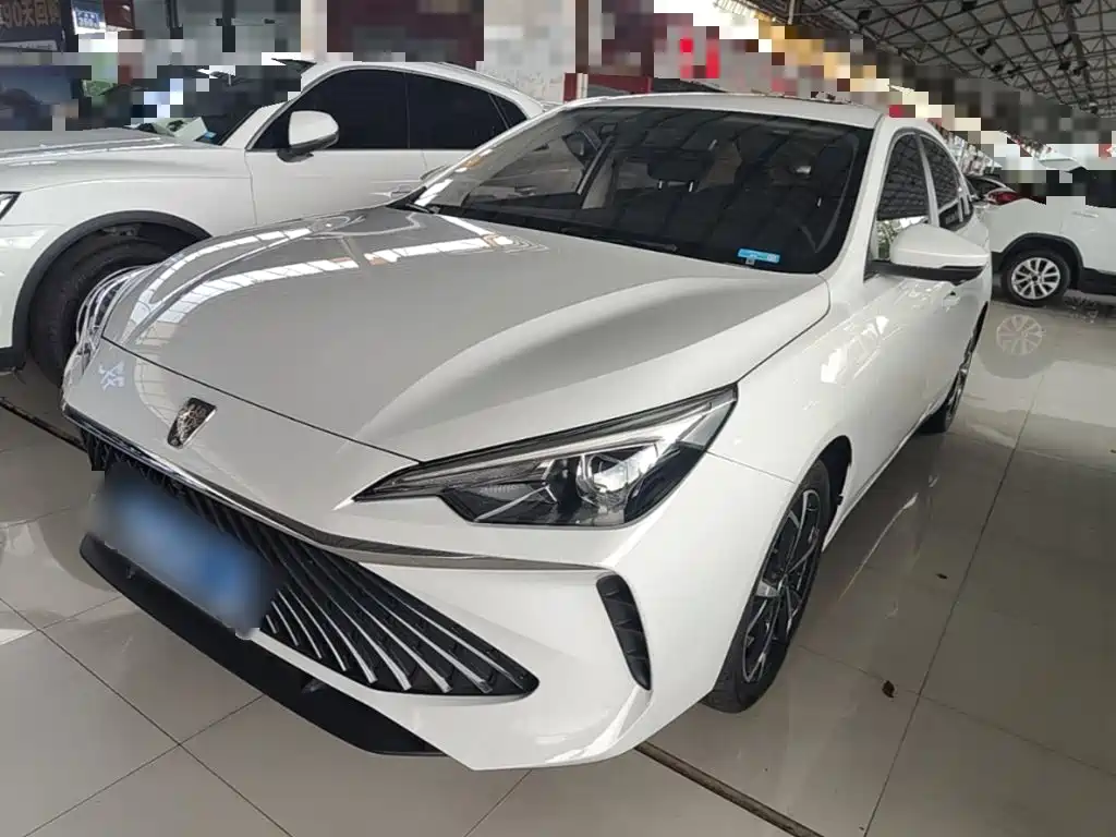 Roewe i5