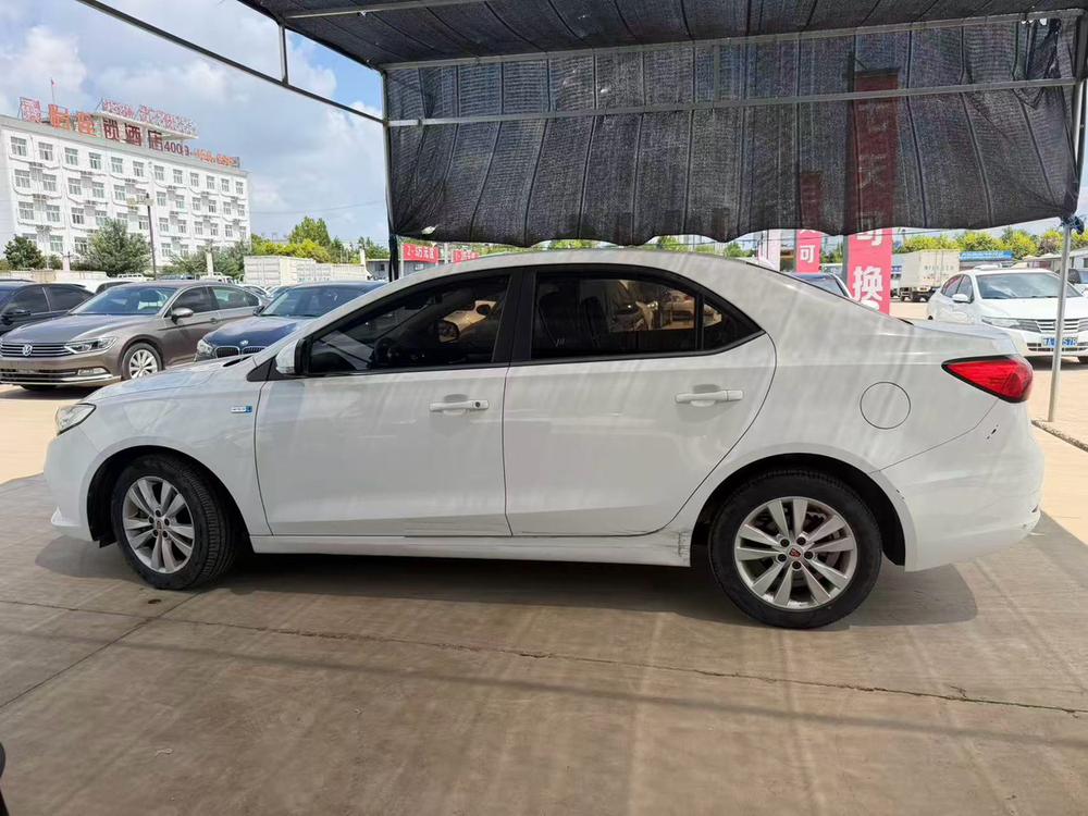 Roewe Roewe 360
