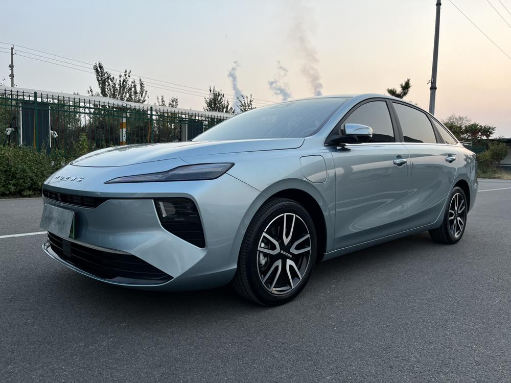 Roewe Roewe D6