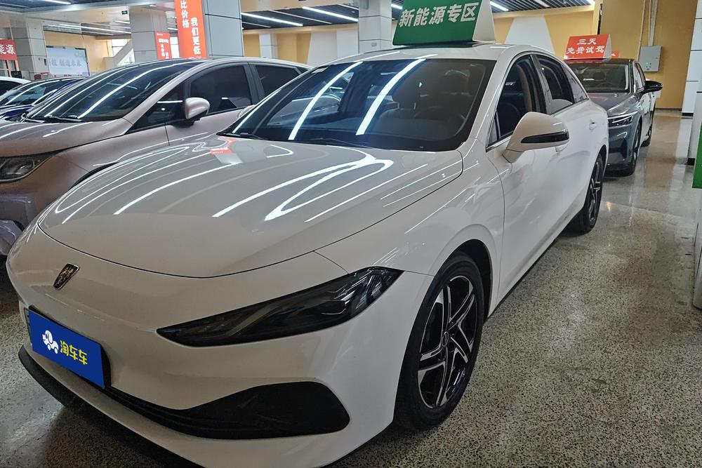 Roewe Roewe D7 DMH
