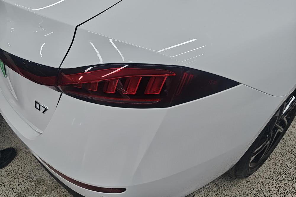 Roewe Roewe D7 DMH