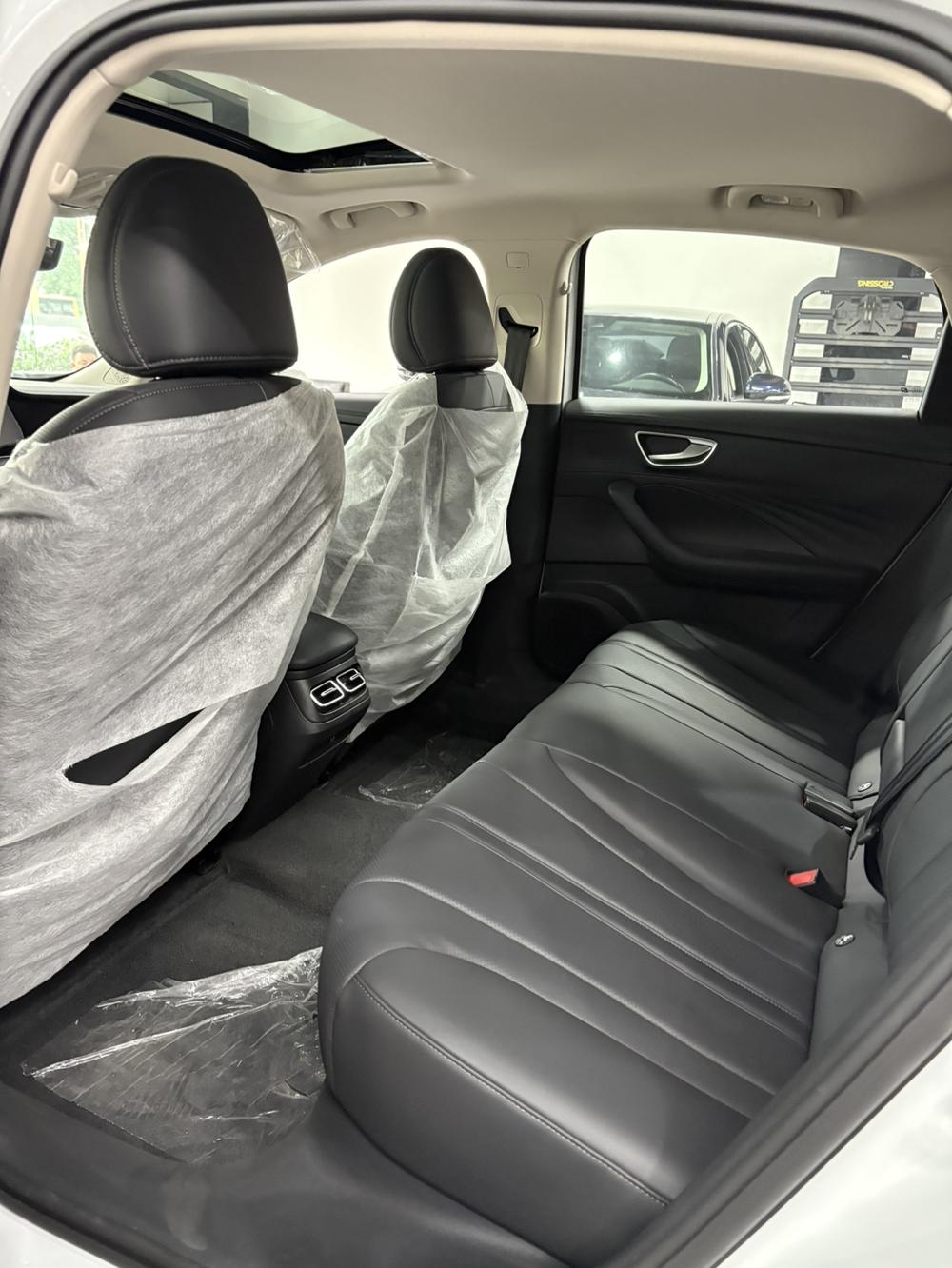 Roewe Roewe D7 DMH
