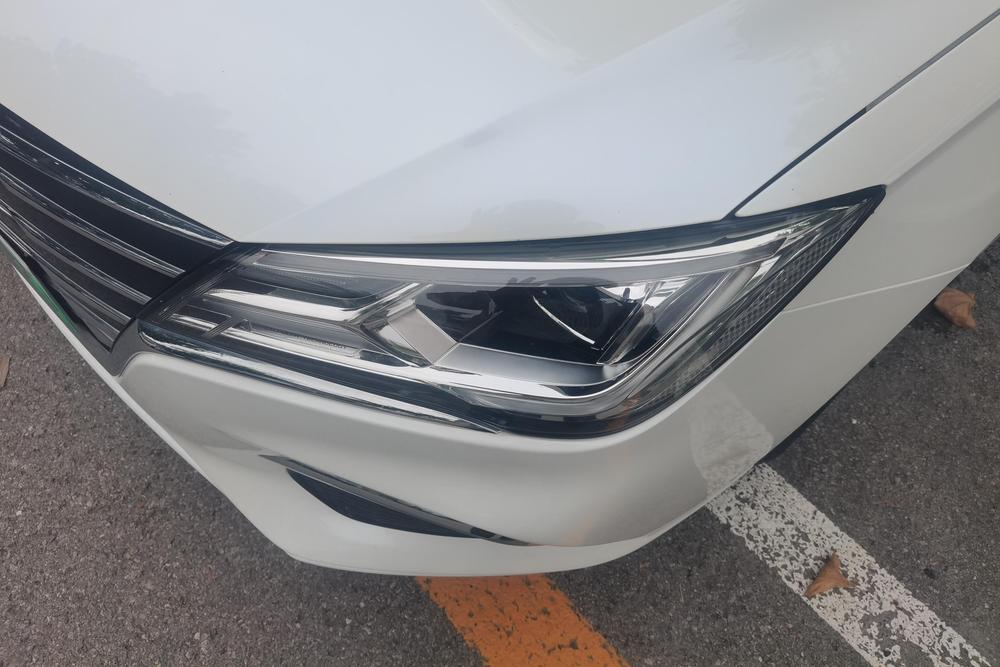 Roewe Roewe Ei5
