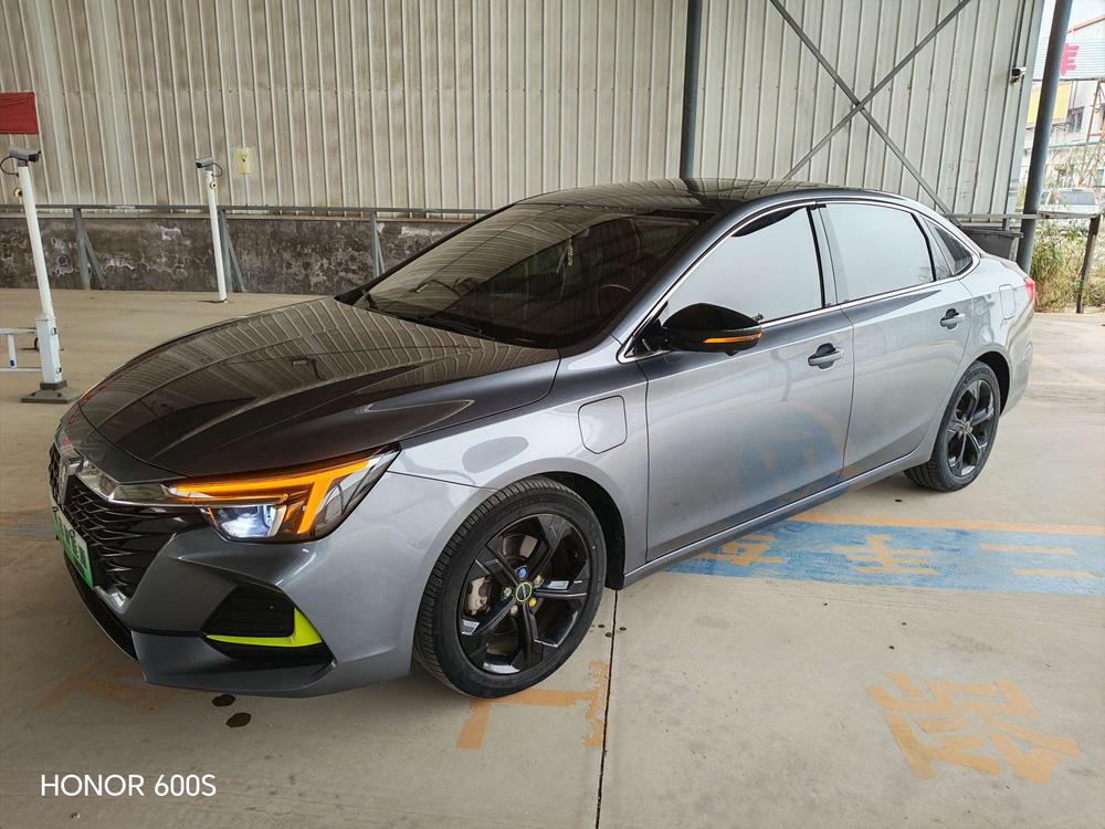Roewe Roewe ei6 MAX