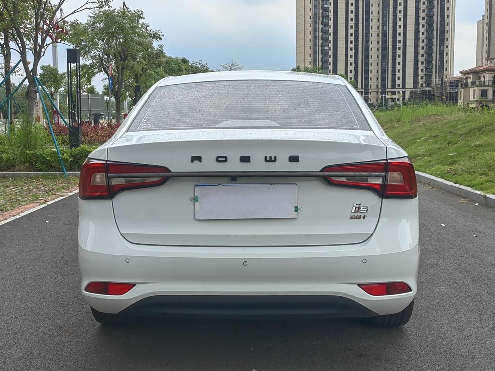 Roewe Roewe i5