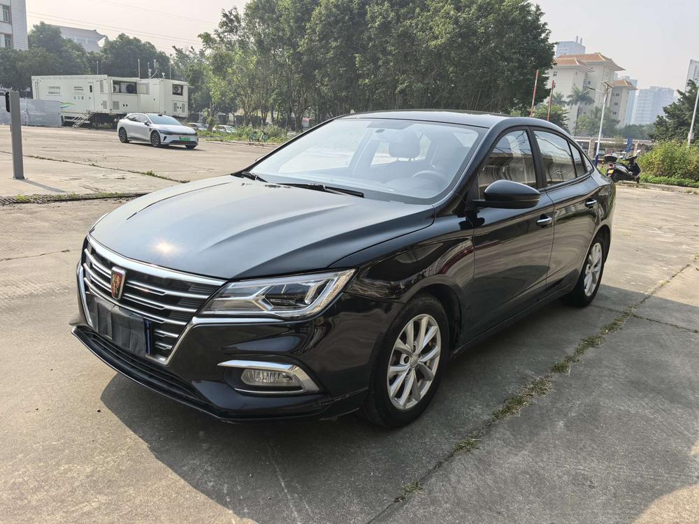 Roewe Roewe i5