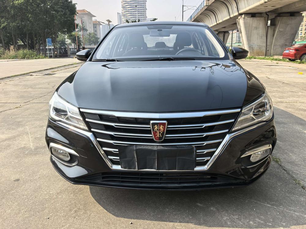 Roewe Roewe i5