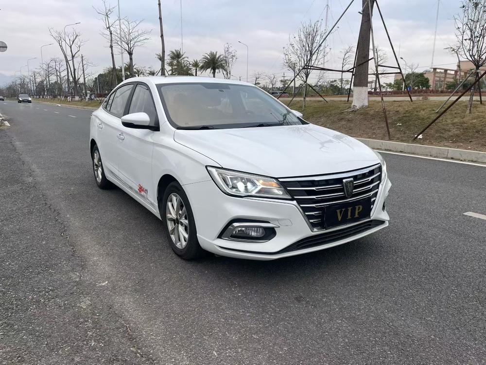 Roewe Roewe i5