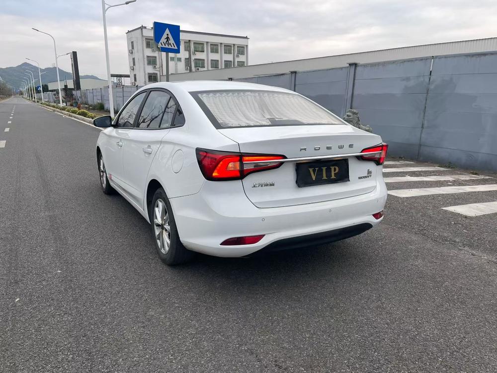 Roewe Roewe i5