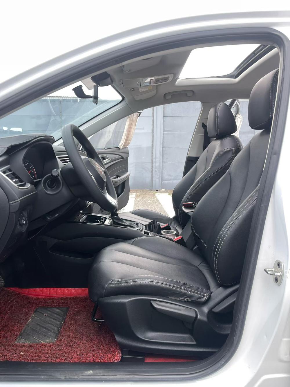 Roewe Roewe i5