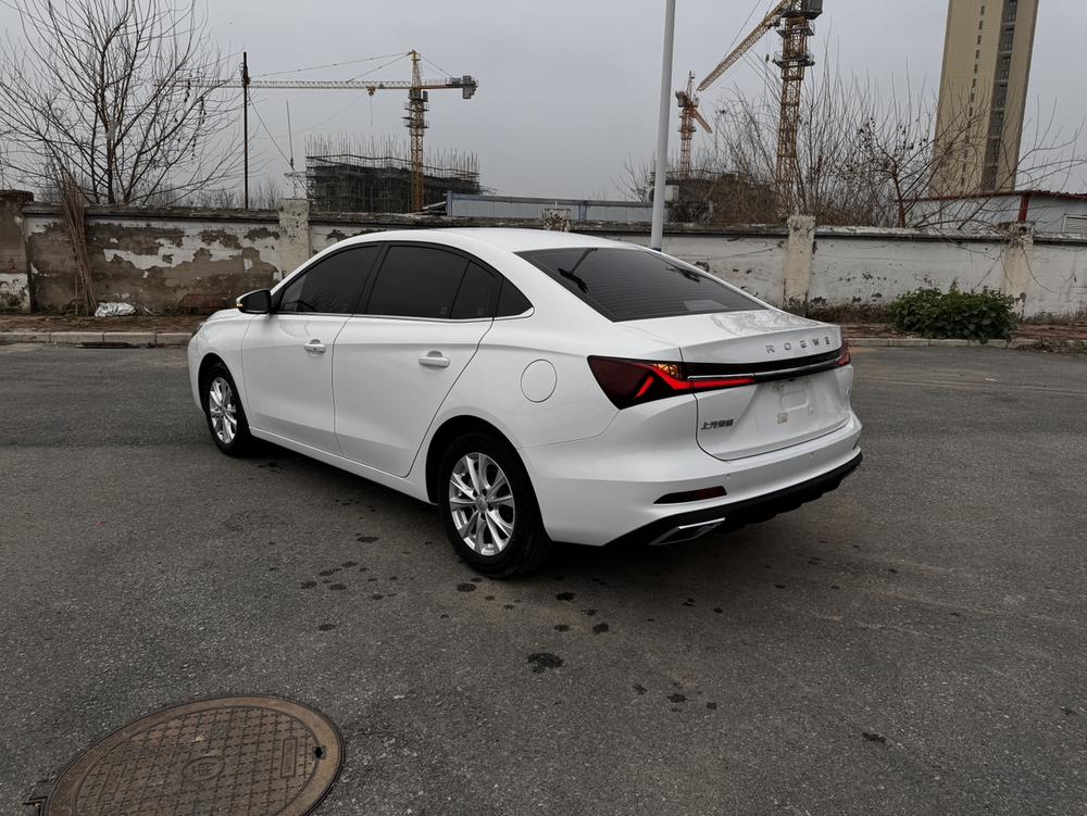 Roewe Roewe i5