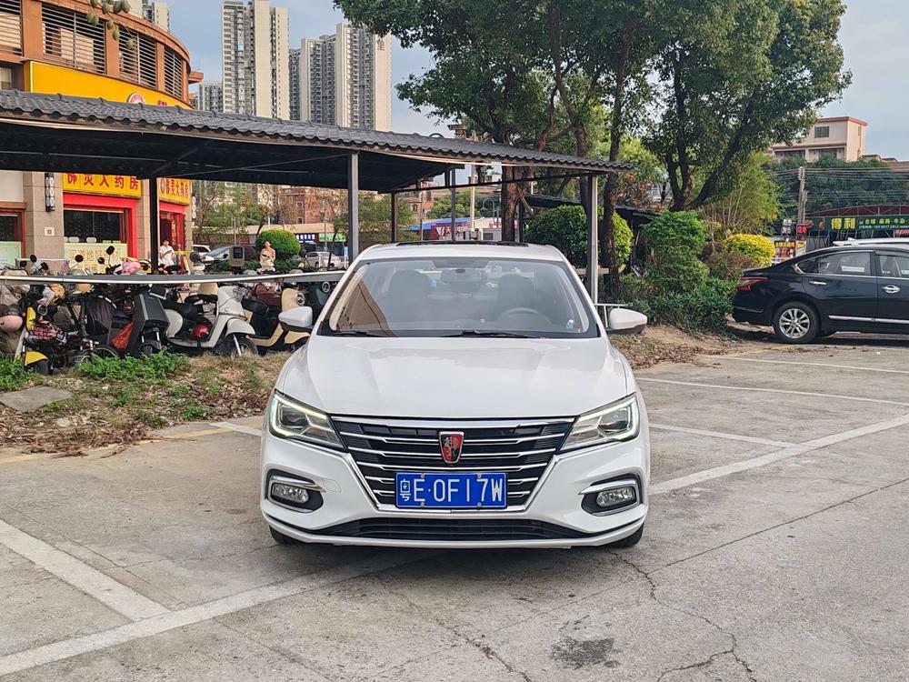 Roewe Roewe i5