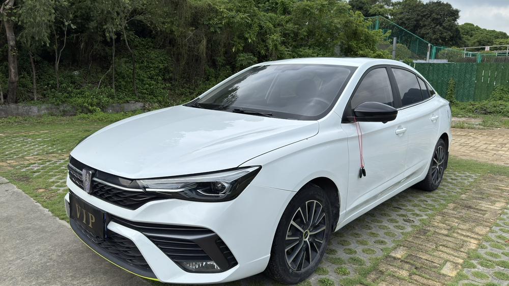 Roewe Roewe i5