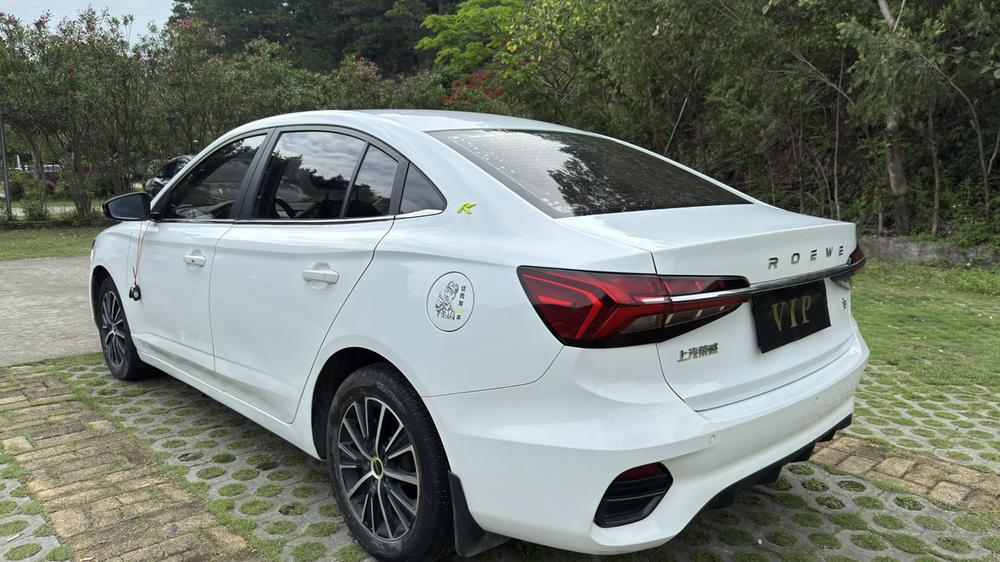 Roewe Roewe i5