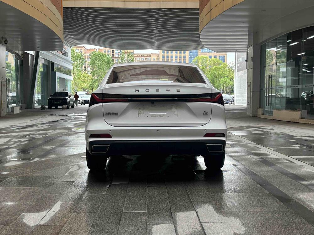 Roewe Roewe i5