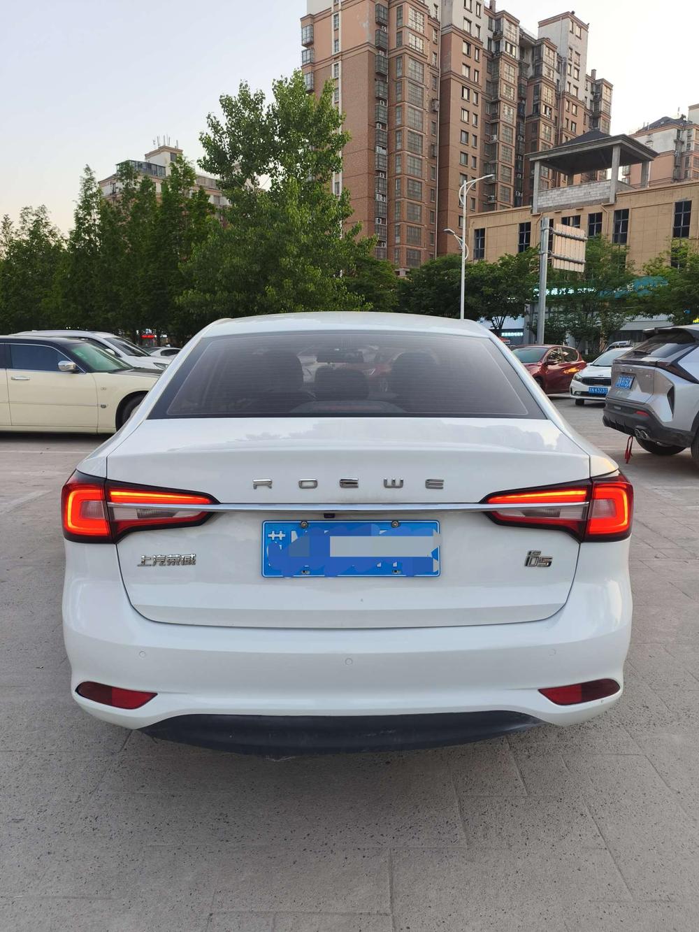 Roewe Roewe i5