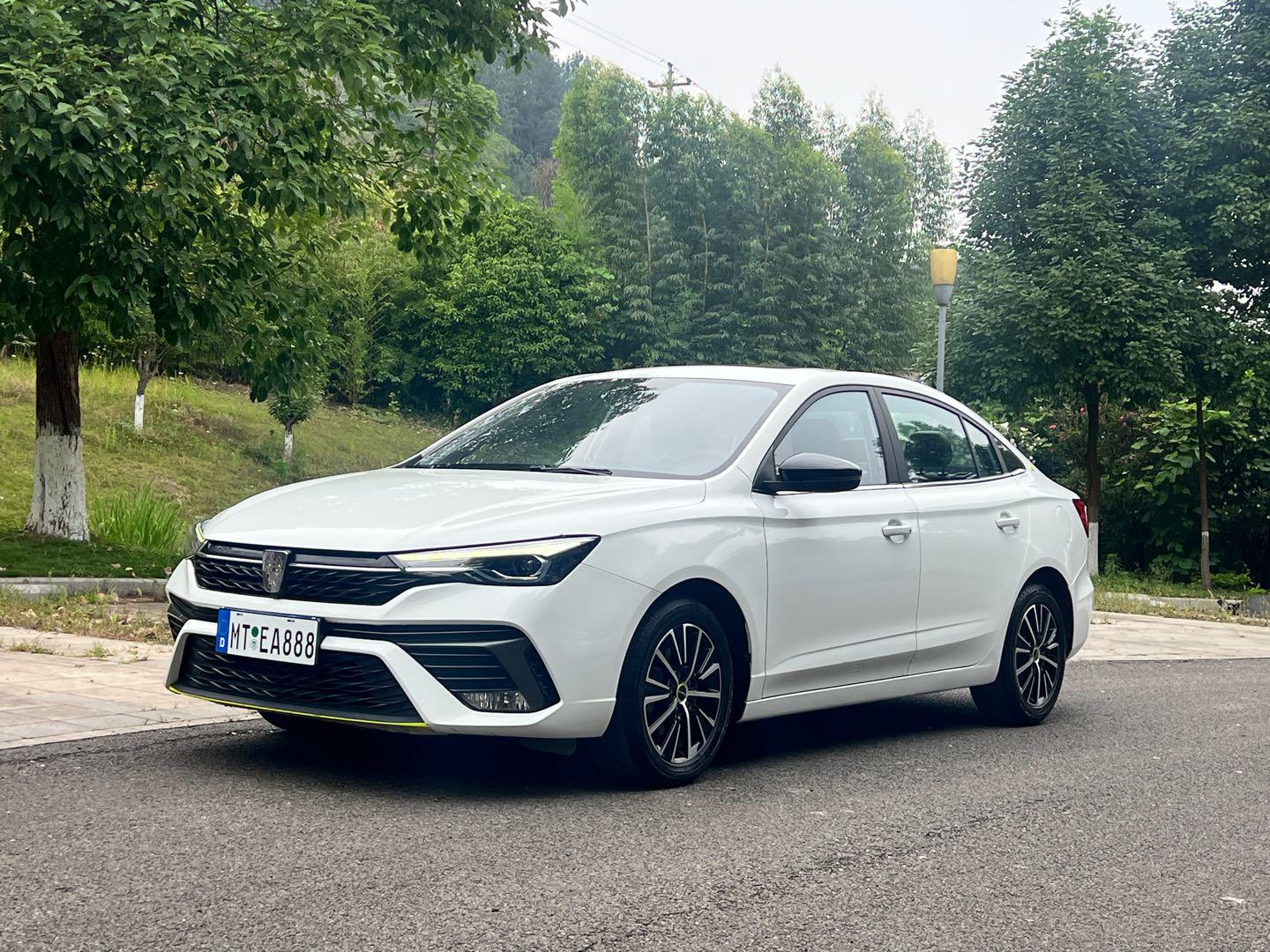 Roewe Roewe i5