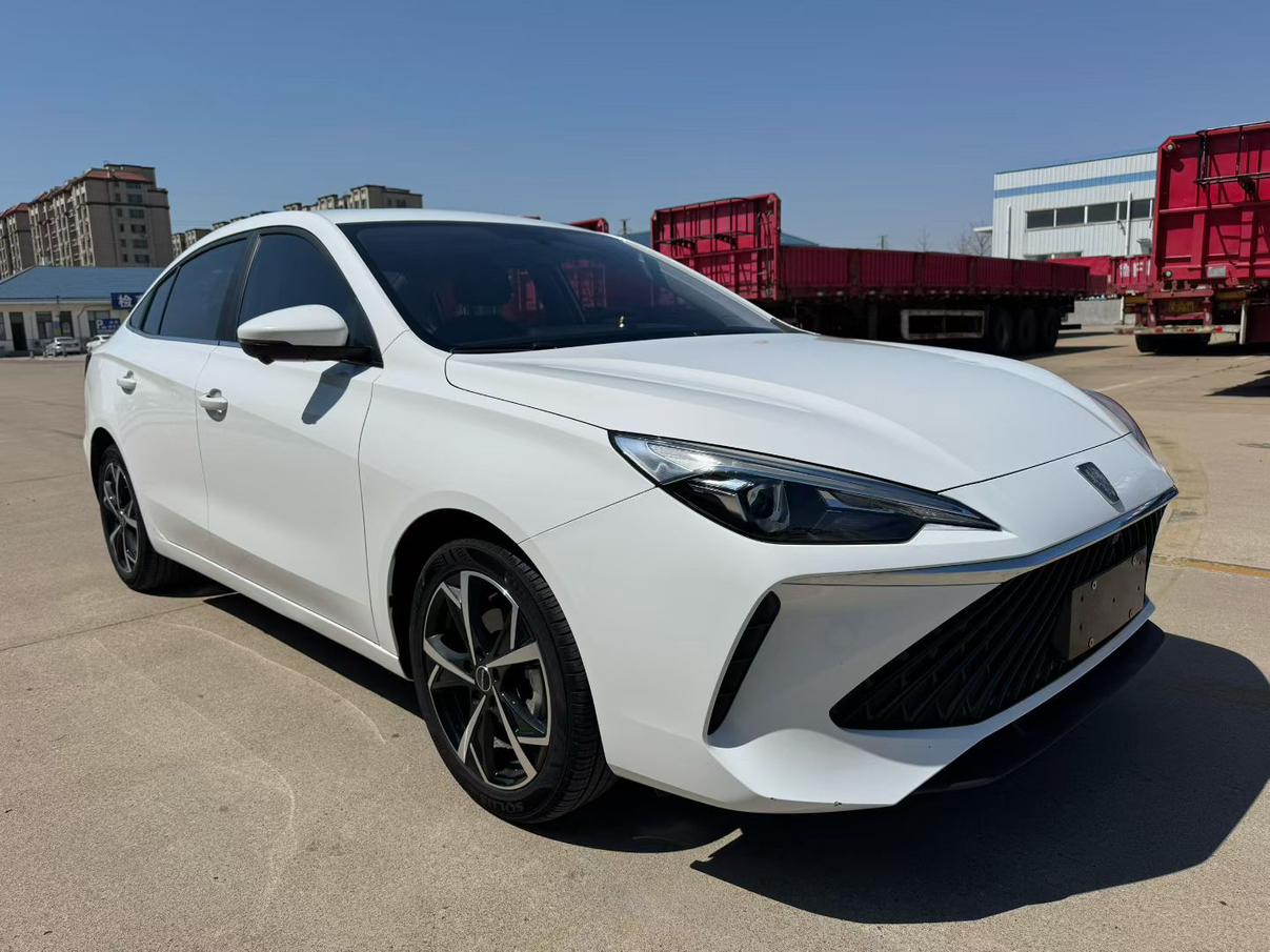 Roewe Roewe i5