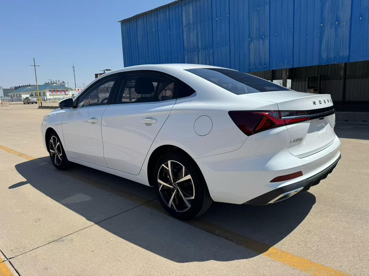 Roewe Roewe i5