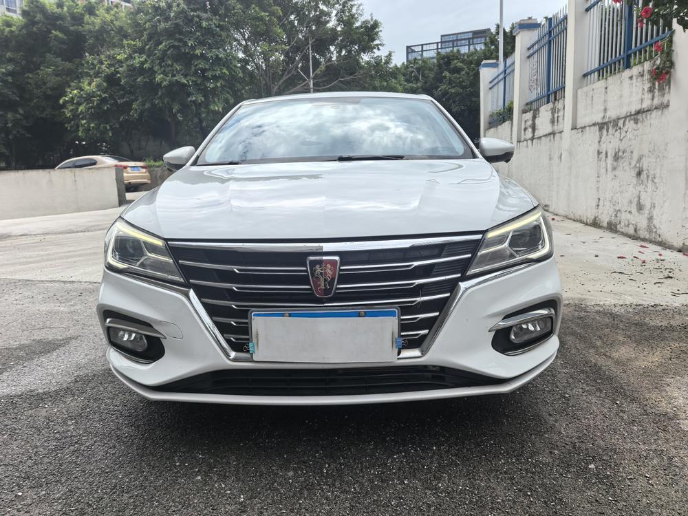 Roewe Roewe i5